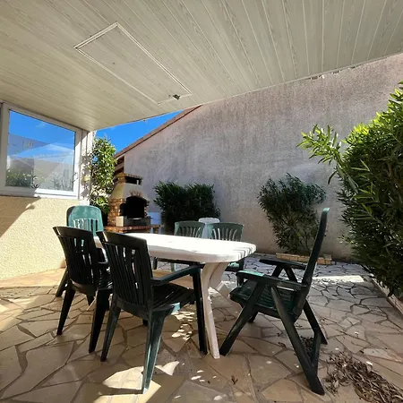 Villa Belle 5 Couchages 2 2 Terrasses Piscine Commune Dans Securisee A 200m De La Lrma23