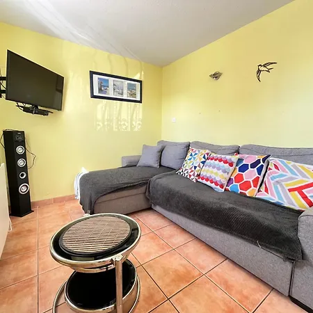 Belle 5 Couchages 2 2 Terrasses Piscine Commune Dans Securisee A 200m De La Lrma23 Villa *