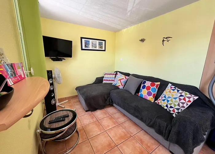 Belle 5 Couchages 2 2 Terrasses Piscine Commune Dans Securisee A 200m De La Lrma23 Portiragnes